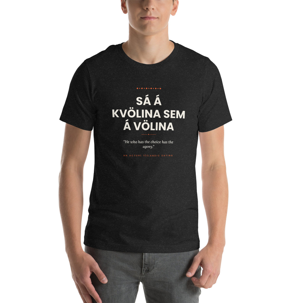 Male model wearing the Black Heather Sá á kvölina sem á völina tee, showing the front print and unisex fit.