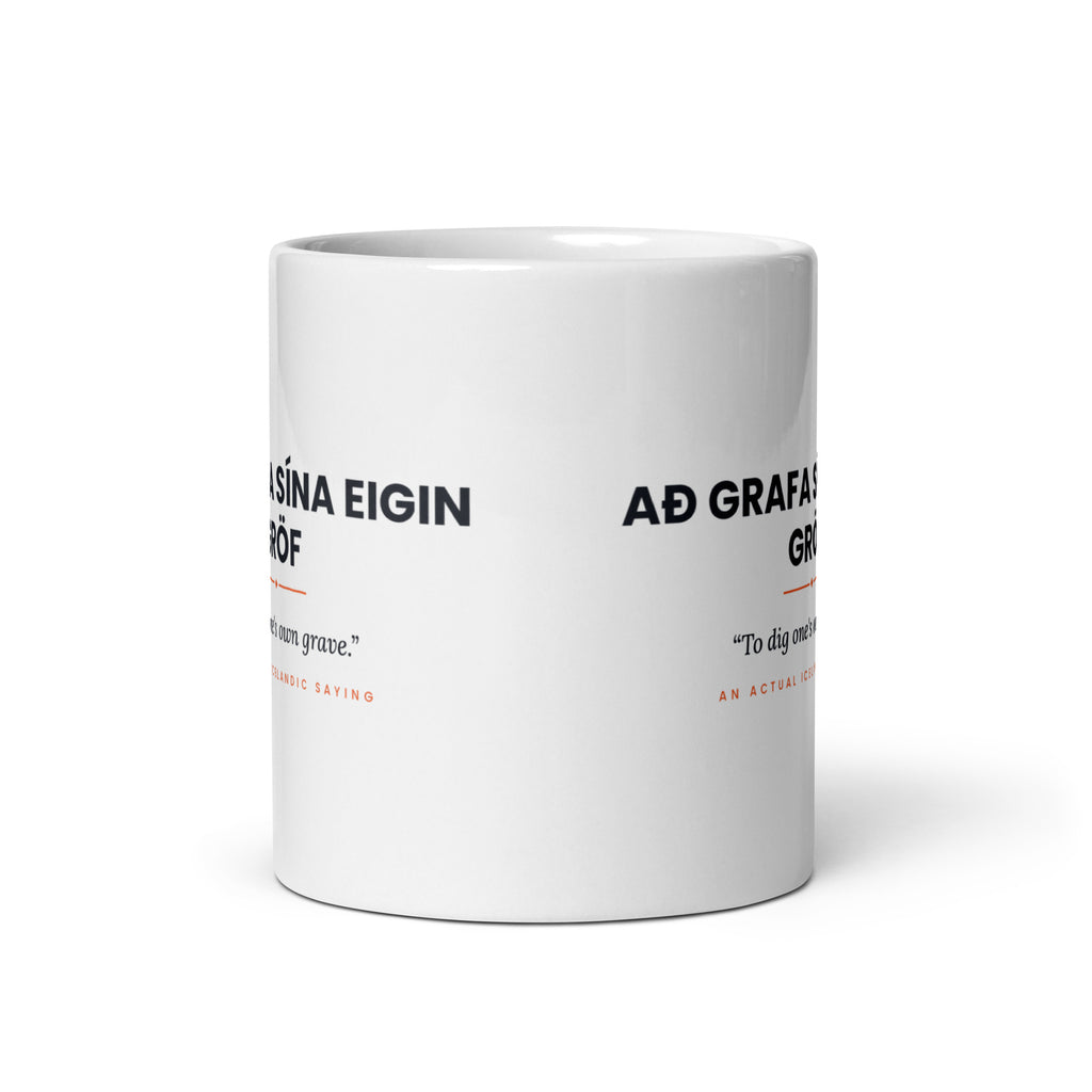 View opposite the handle of the white 11 oz Að grafa sína eigin gröf mug, showing the gap between the two repeats of the design.